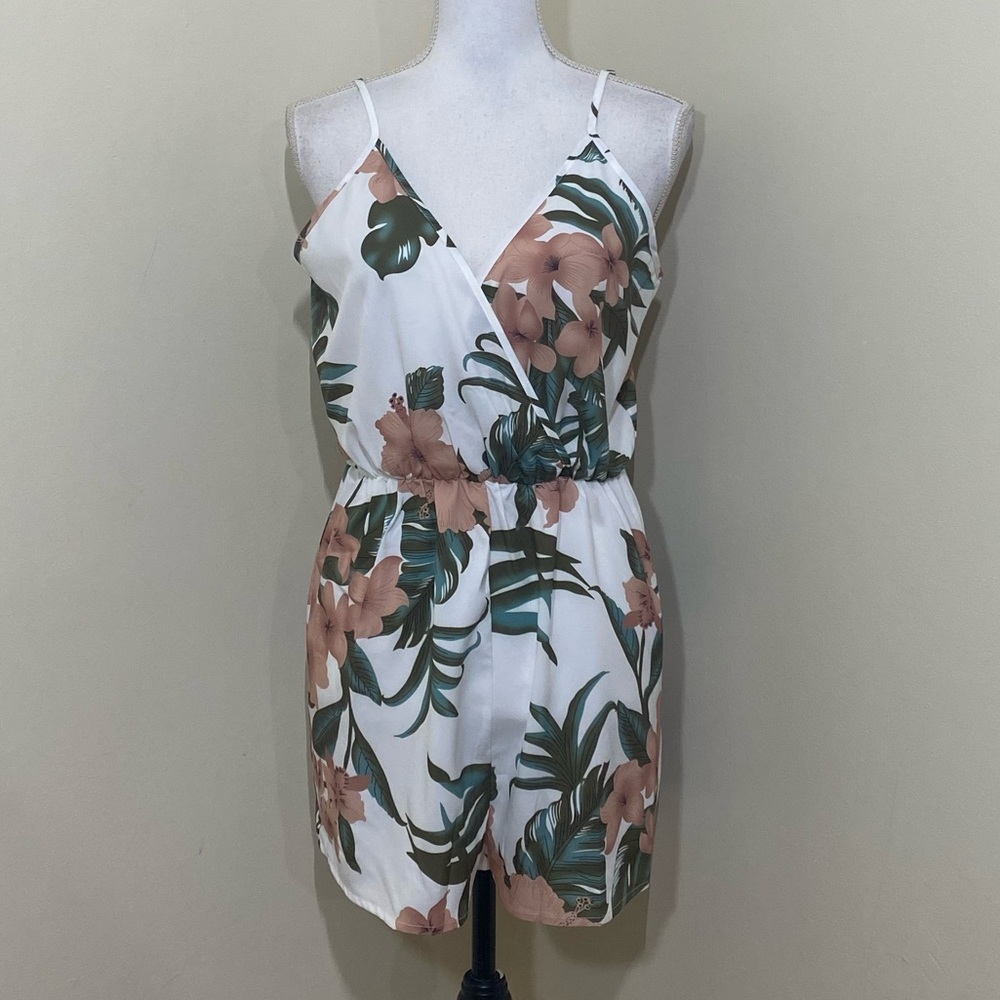 SHEIN Floral Cami Romper Size Large Elastic Waist Summer Boho Sleeveless.NWOT